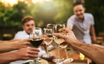 MrWine: Exploring the World of Fine Wine Through Selection and Passion MrWine